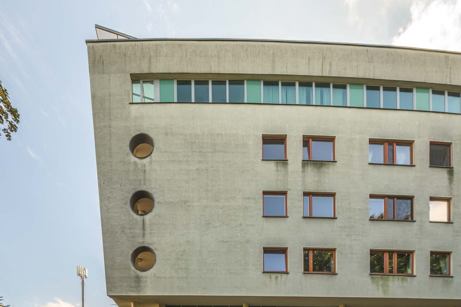 Zdjęcie architektury budynku Budynek mieszkalno-usługowy